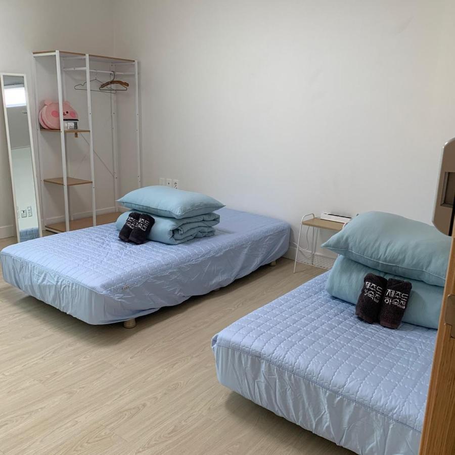 Togŭnnae Jeju Guesthouse מראה חיצוני תמונה