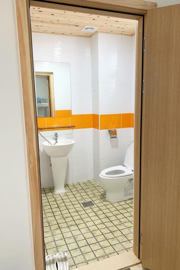 Togŭnnae Jeju Guesthouse מראה חיצוני תמונה