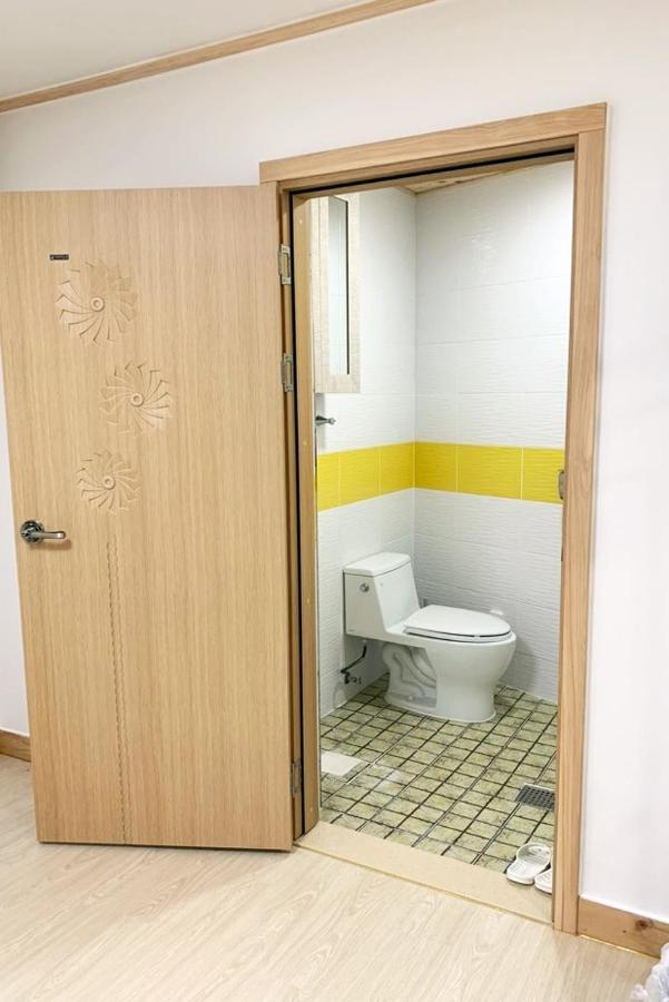 Togŭnnae Jeju Guesthouse מראה חיצוני תמונה